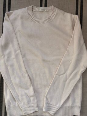 Everlane Cream Cable-Knit Crew Sweater